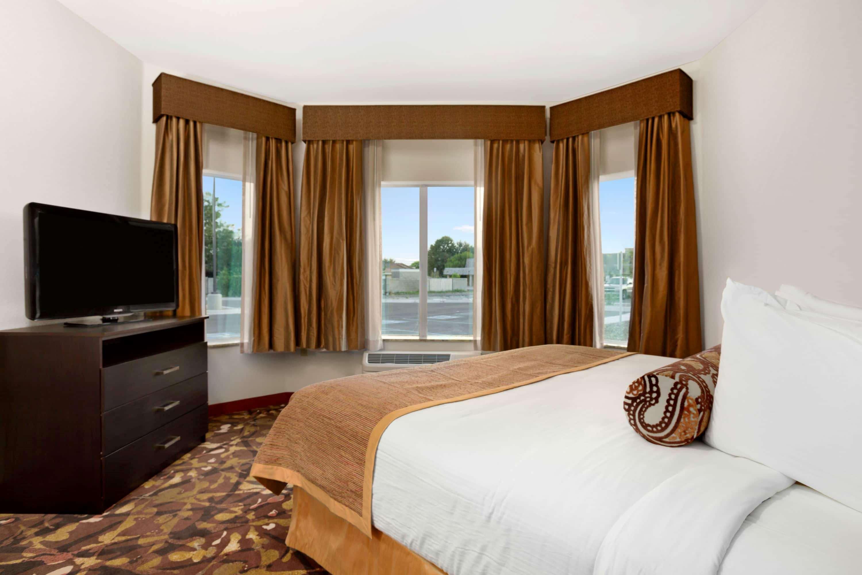 Baymont By Wyndham Hobbs Hotel Eksteriør billede
