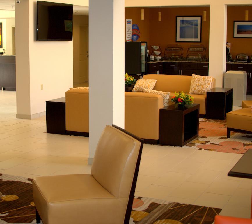 Baymont By Wyndham Hobbs Hotel Eksteriør billede